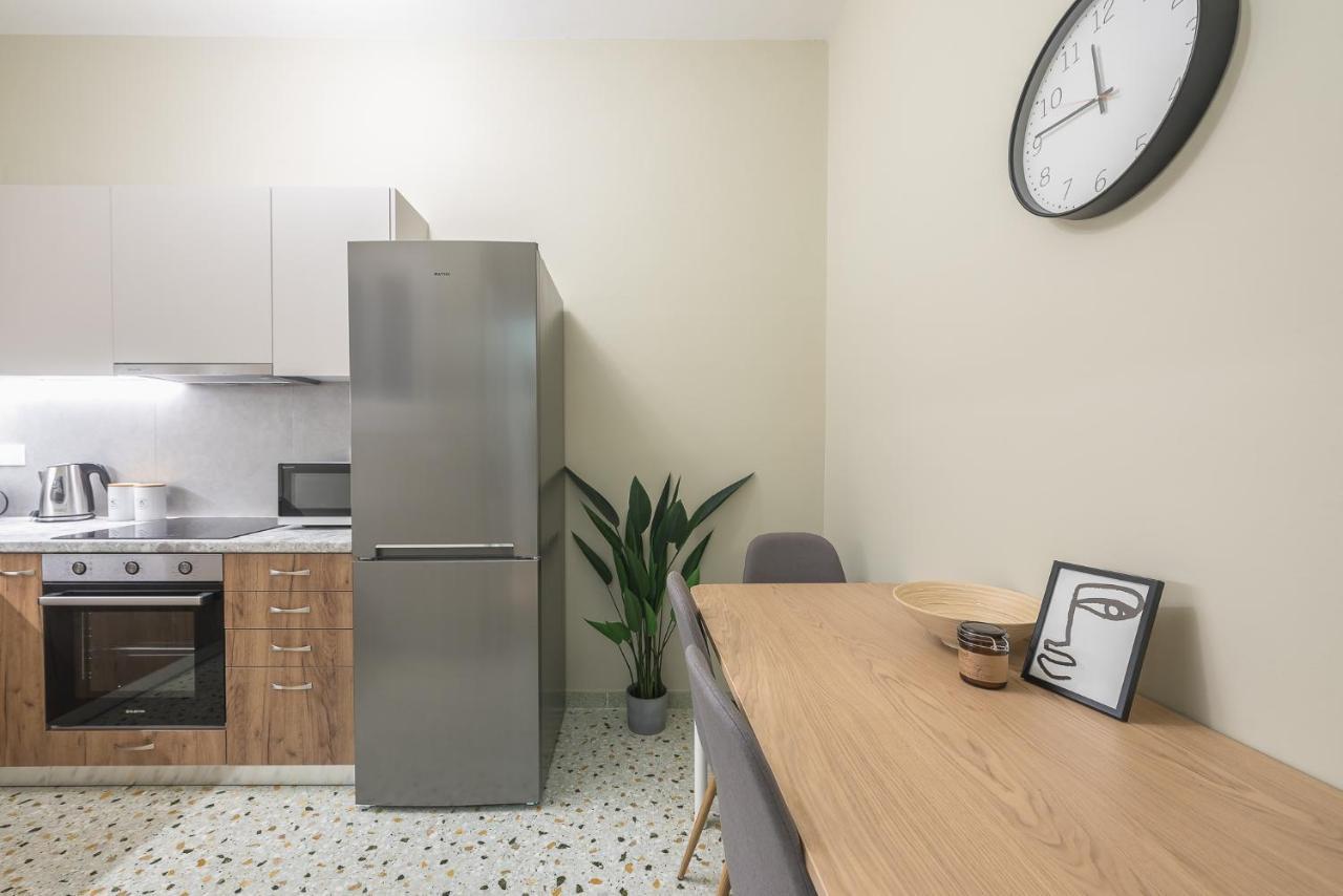 The "Warm" Apartment Atena Exterior foto